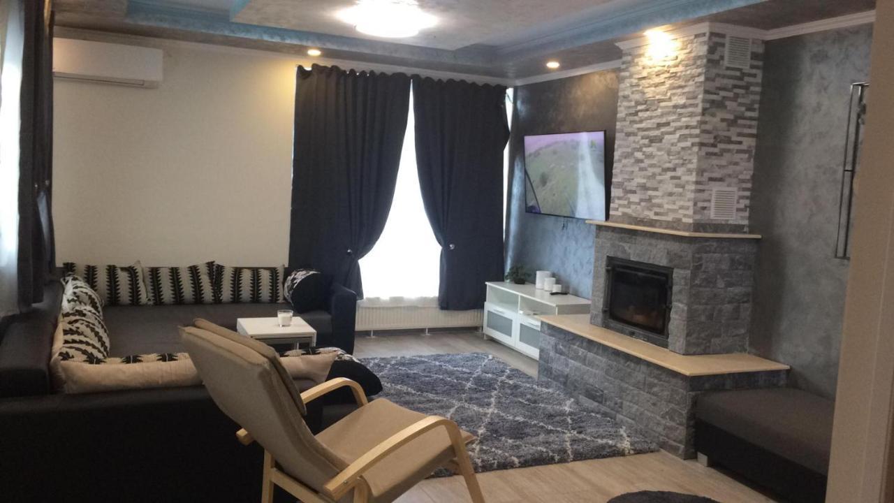 מלון באלוטשטי Blue Sky House מראה חיצוני תמונה
