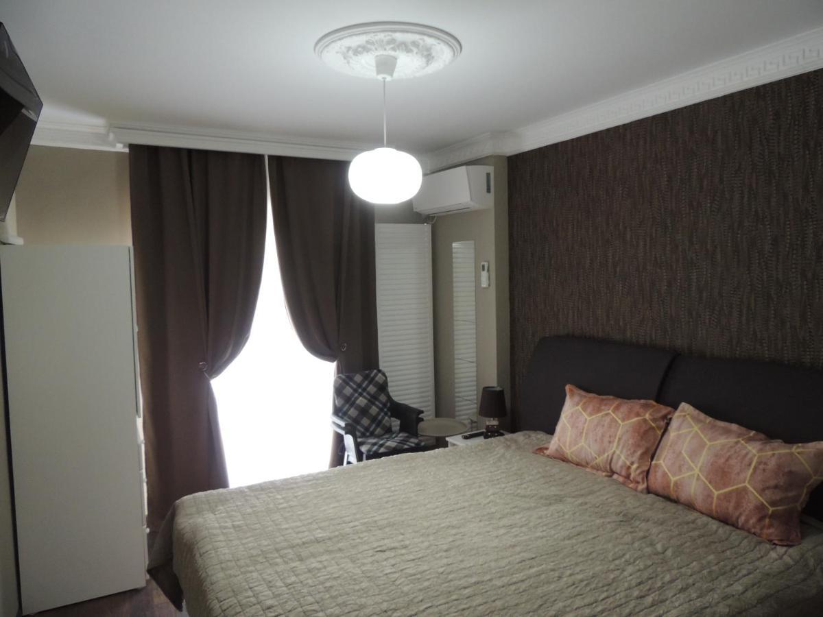 מלון באלוטשטי Blue Sky House מראה חיצוני תמונה